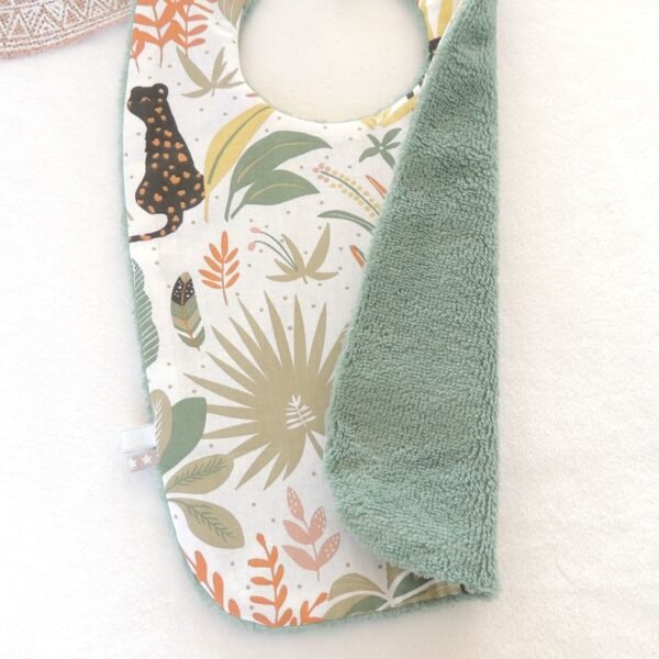 Bavoir personnalisé micro éponge bambou tout doux jungle vert léopard