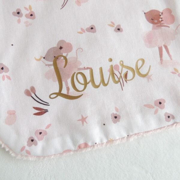 Bavoir personnalisé micro éponge bambou tout doux souris danseuse Louise